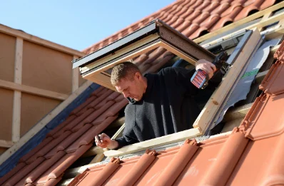 Pose de fenêtres de toit Velux à Villeneuve-au-Chemin